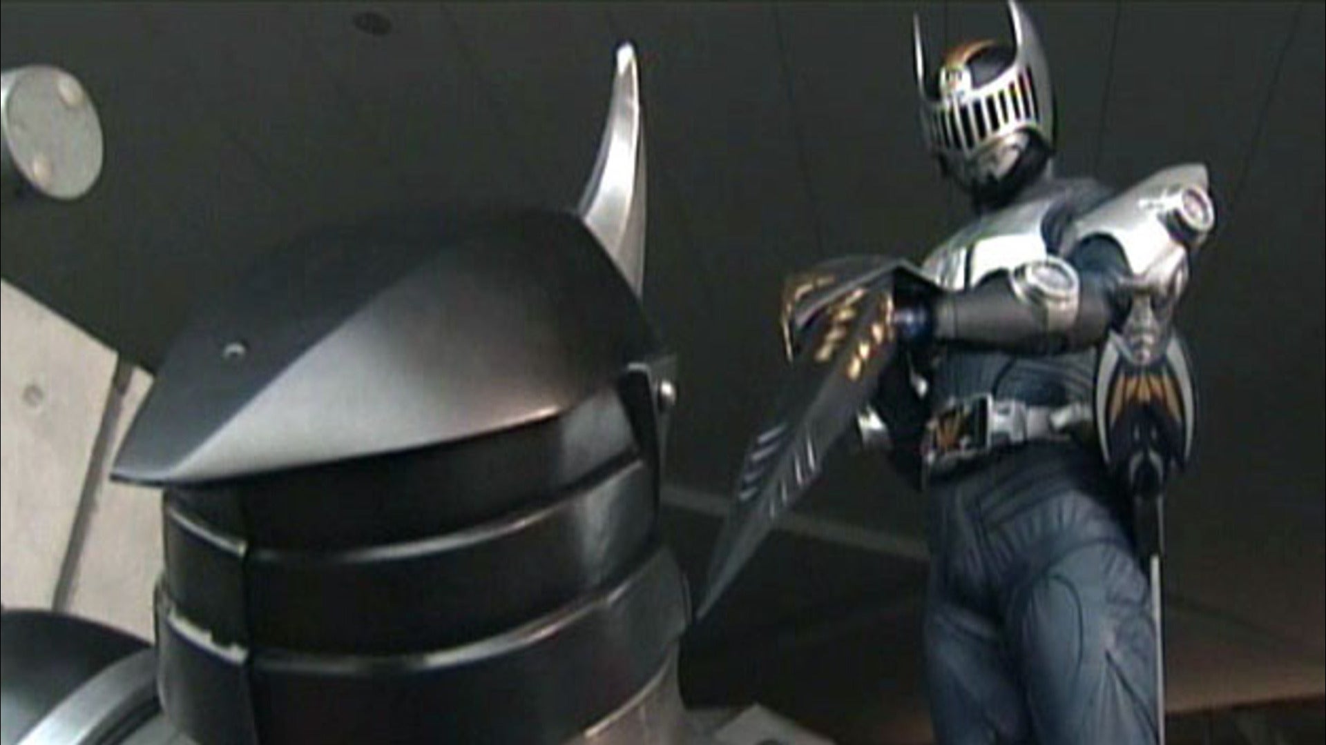 仮面ライダー龍騎 第5話 2002.3.3 第三のライダー・前編 決定稿（