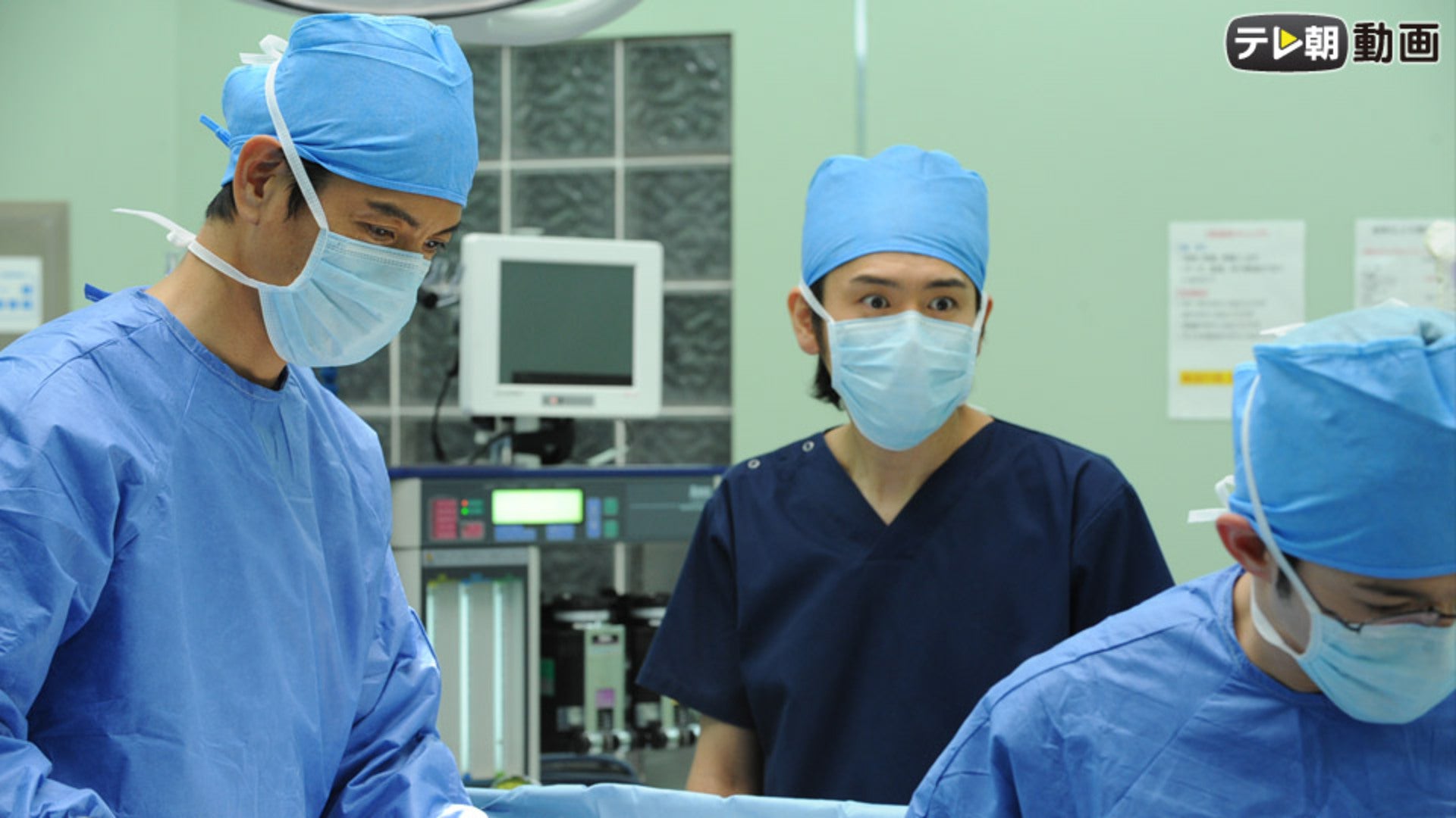 ＤＯＣＴＯＲＳ　３　最強の名医　
DVDＢＯＸ（6枚組) Amazon.co.jp: DOCTORS 3 最強の名医 DVD-BOX : 沢村一樹, 高嶋