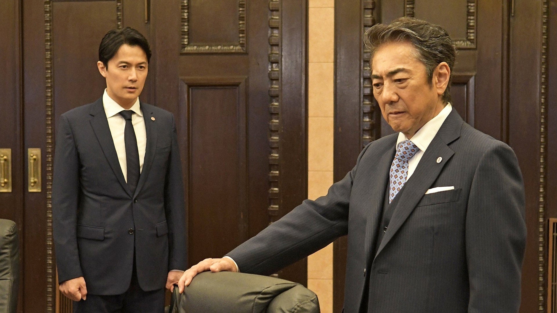 集団左遷!!〈6枚組〉 集団左遷!! | Lemino(レミノ) - 映画・ドラマ・アニメや音楽・ライブが