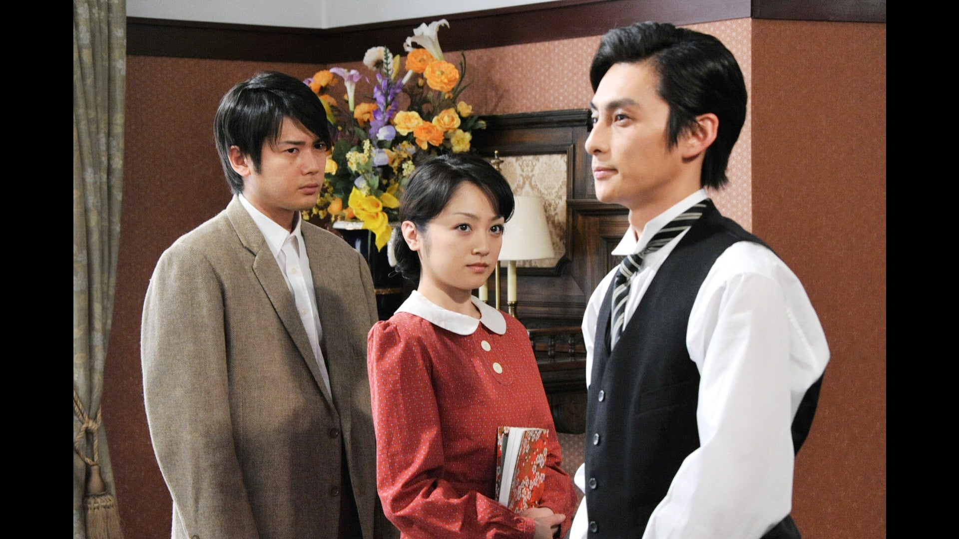 娼婦と淑女 第1話 | Lemino(レミノ) - 映画・ドラマ・アニメや音楽