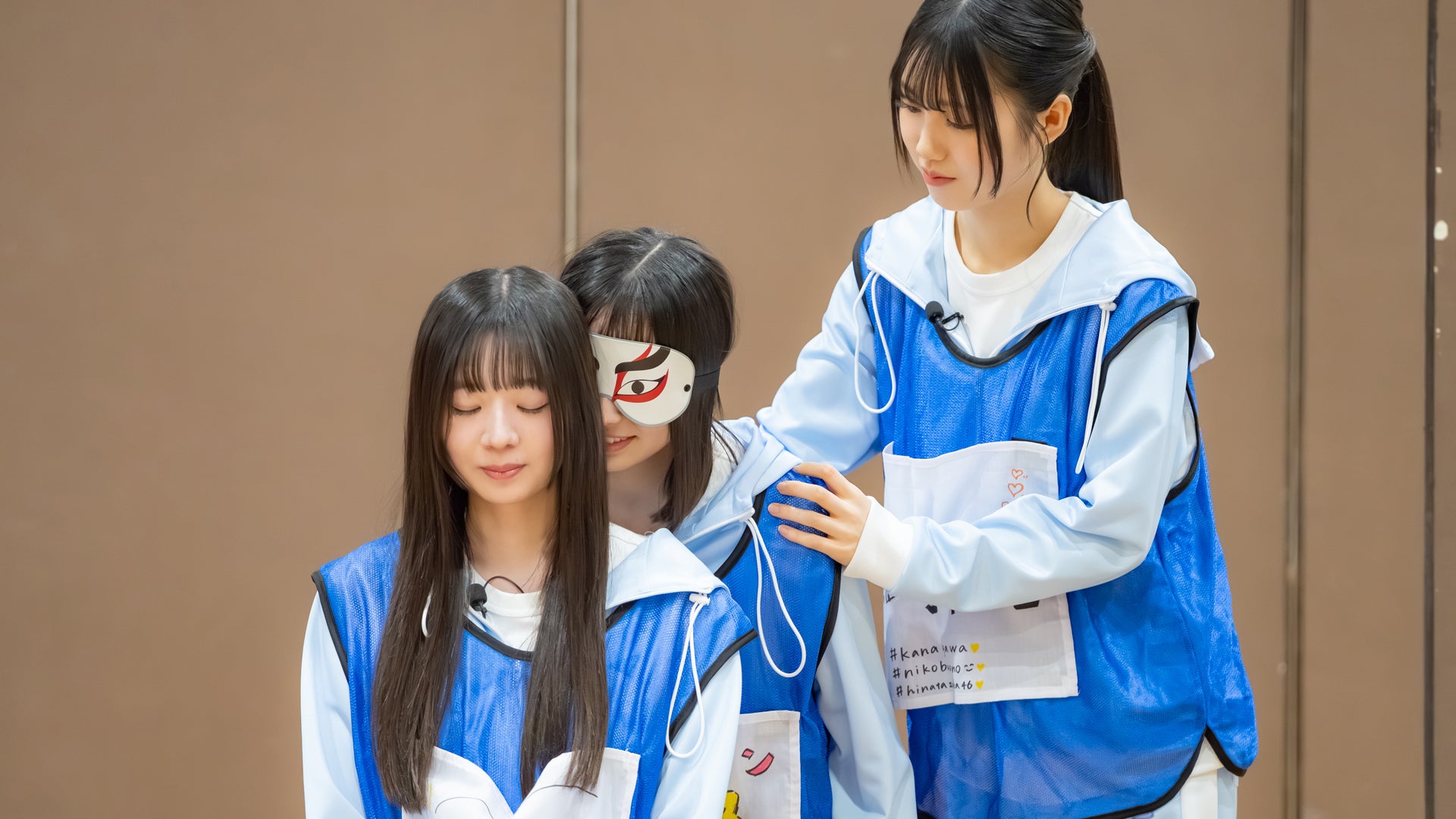 日向坂になりましょう #14 特別番外編
  第1回東西対抗新春プチかくし芸大会前半